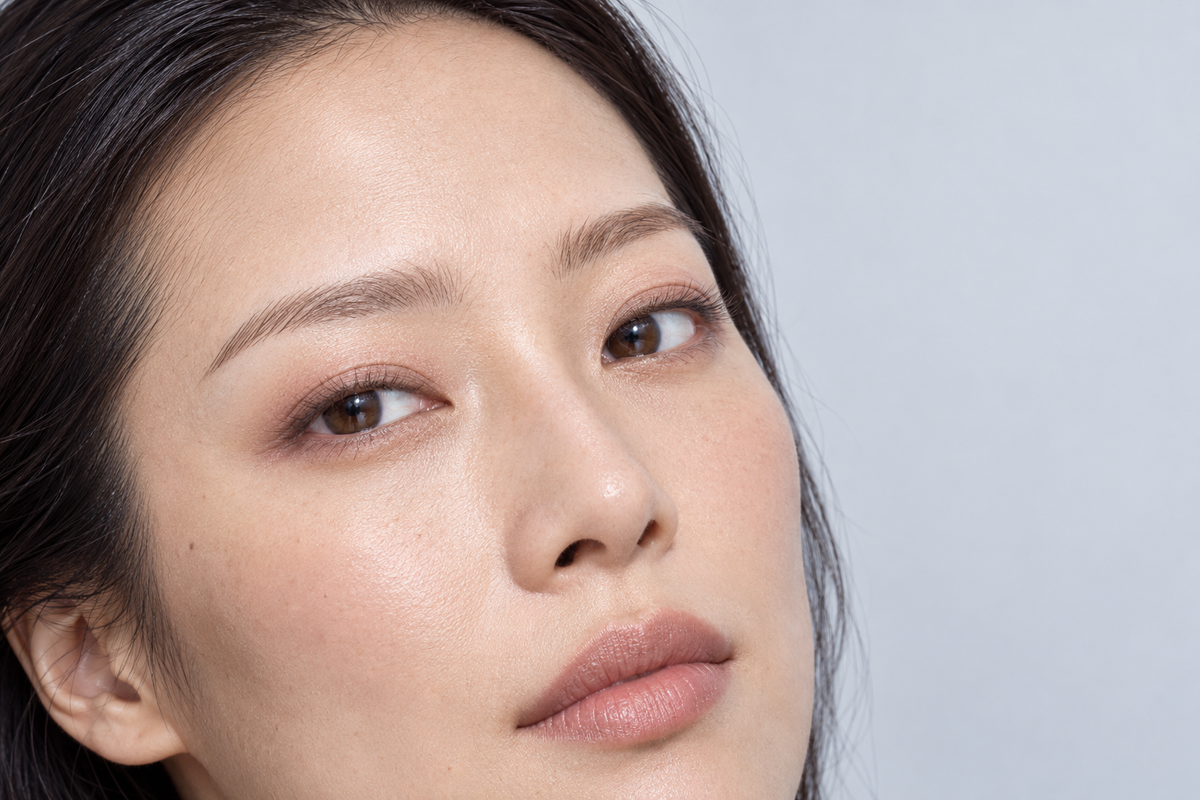 Close-up look with soft, naturally defined brows