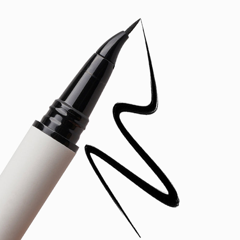Angled Liquid Eyeliner