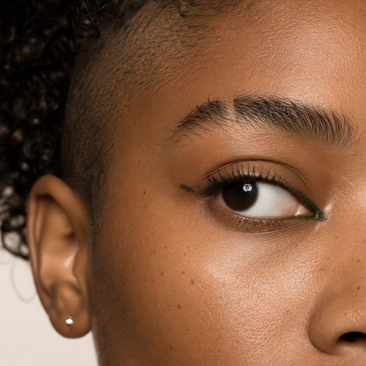 Waterproof Liquid Eyeliner — Matcha Mystique
