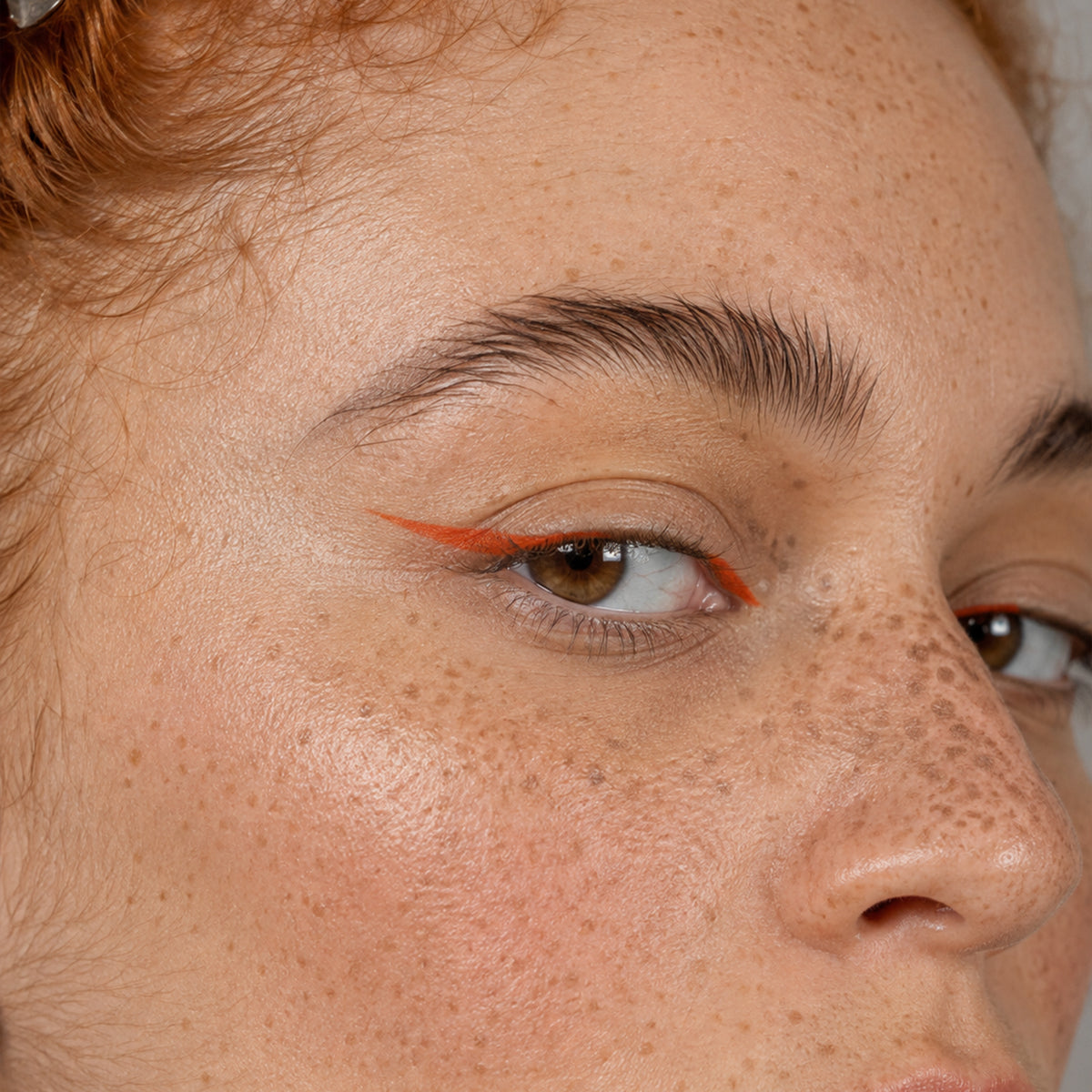 Waterproof Liquid Eyeliner — Tangerine Burst